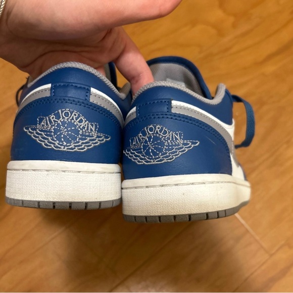 Unisex Nike Jordan 1 low true blue and cement gray - Picture 3 of 7